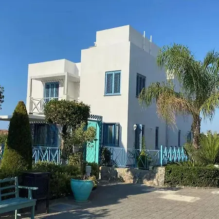 Townhouse Sea Mountain Views Villa Kharcha
